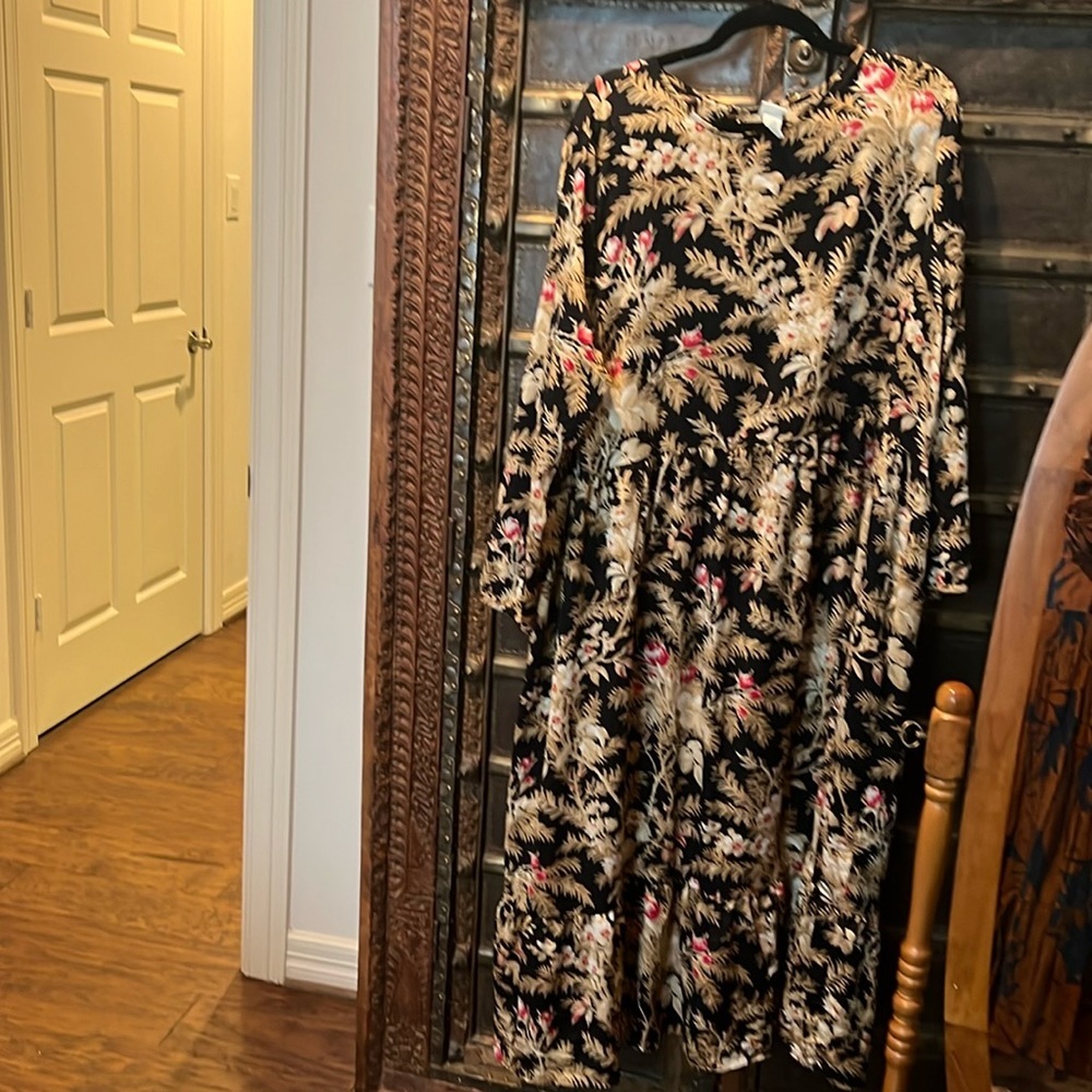 H&M size XXL dress